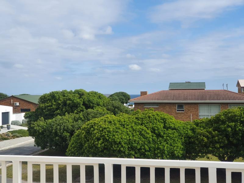 3 Bedroom Property for Sale in Franskraal Western Cape